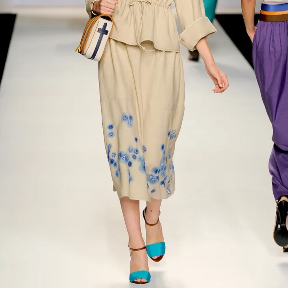 FENDI 2011 RUNWAY COLLECTION MAXI SKIRT IN BEIGE